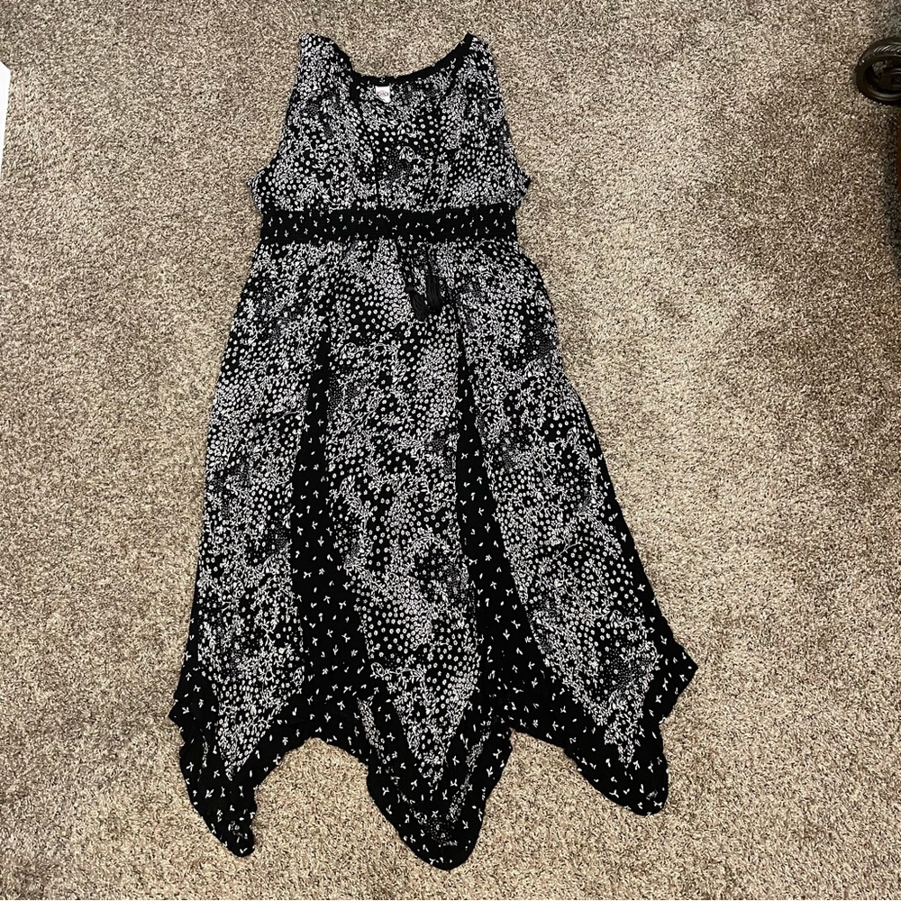 Anthropology | Bila Women’s Sleeveless Black & White Floral Maxi Dress Sz XXL